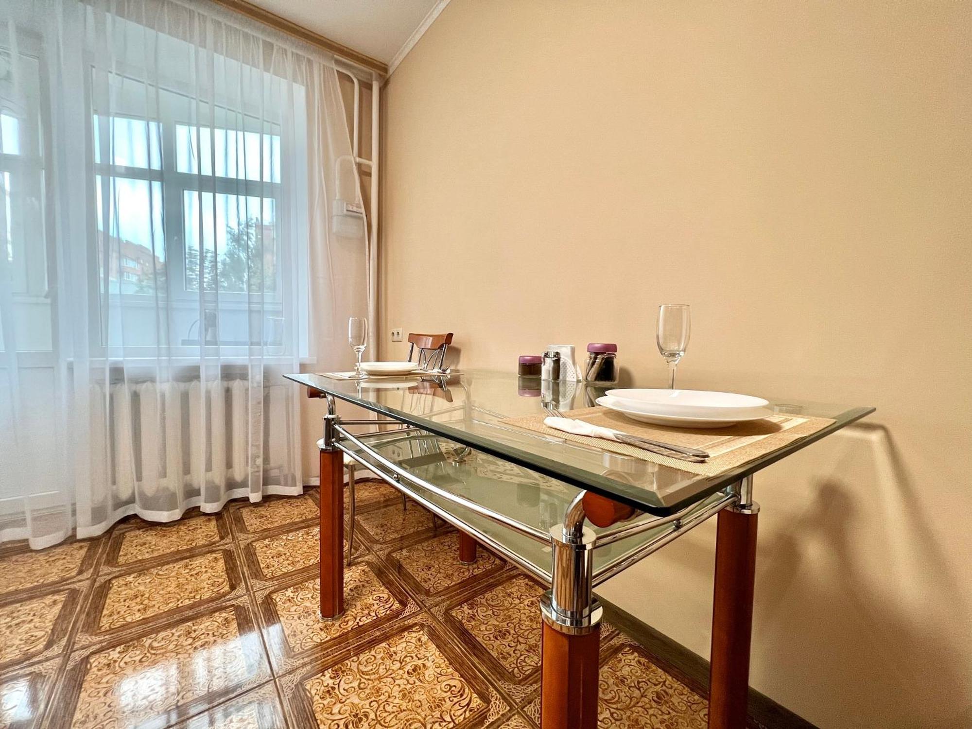 Apartpoltava 100 Квадратних Метрів Затишку В Серці Полтави, Корпусний Парк, Банківський Чек ภายนอก รูปภาพ