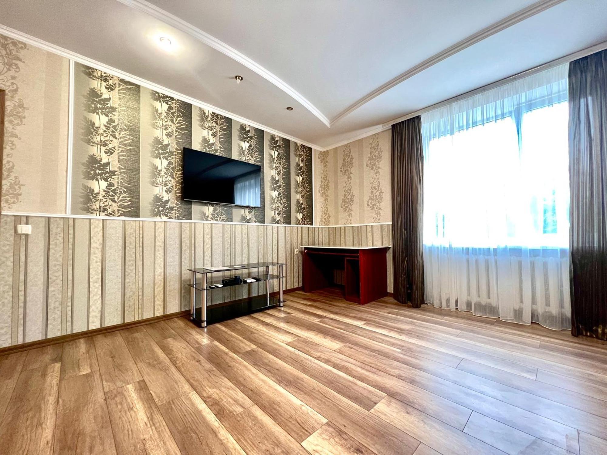 Apartpoltava 100 Квадратних Метрів Затишку В Серці Полтави, Корпусний Парк, Банківський Чек ภายนอก รูปภาพ