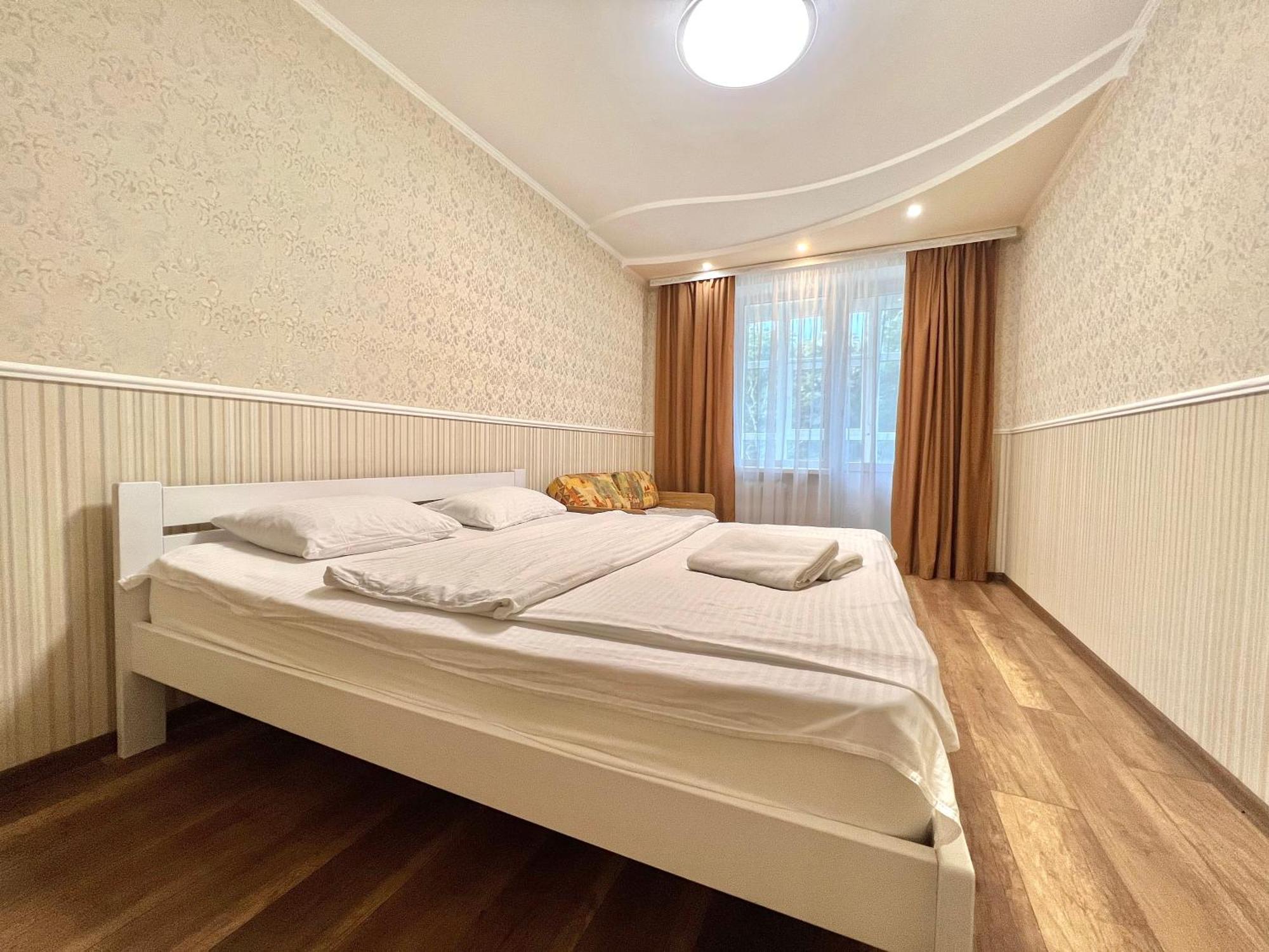 Apartpoltava 100 Квадратних Метрів Затишку В Серці Полтави, Корпусний Парк, Банківський Чек ภายนอก รูปภาพ